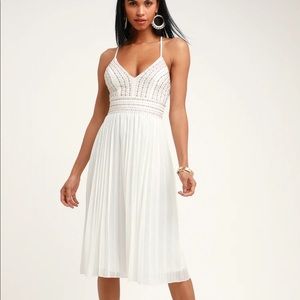 Lulus size M Dare to Love White Embroidered Midi Dress